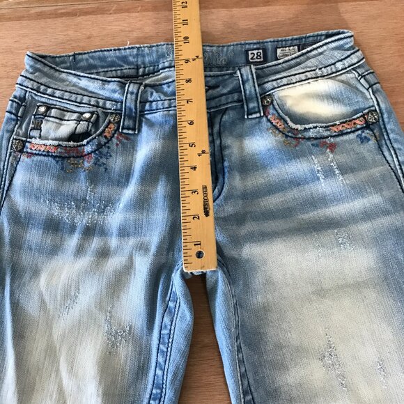 Miss Me Cuffed Capri Jeans Women 28 Blue Low Rise Distressed Embroidered 17200 - Picture 10 of 15